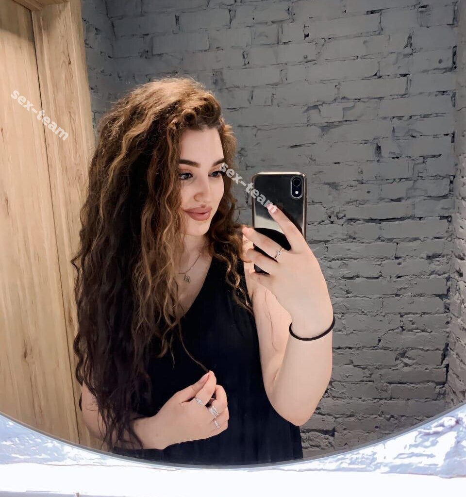 Аня